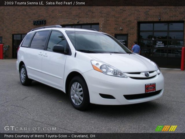2009 Toyota Sienna LE in Salsa Red Pearl