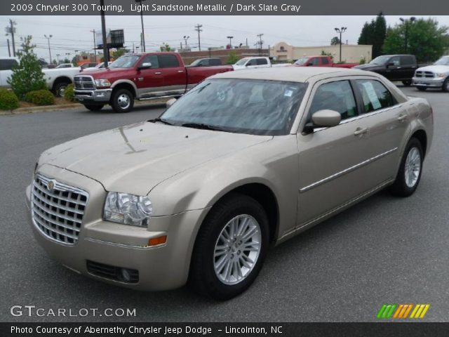2009 Chrysler 300 Touring in Light Sandstone Metallic