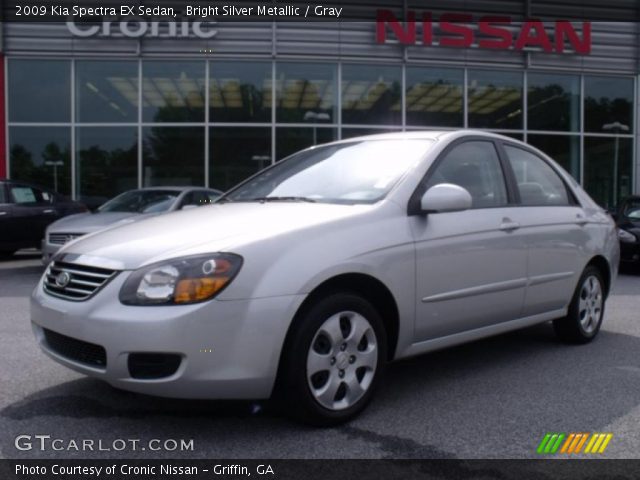 2009 Kia Spectra EX Sedan in Bright Silver Metallic