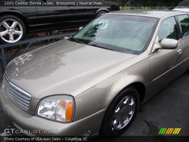 2001 Cadillac DeVille Sedan in Bronzemist