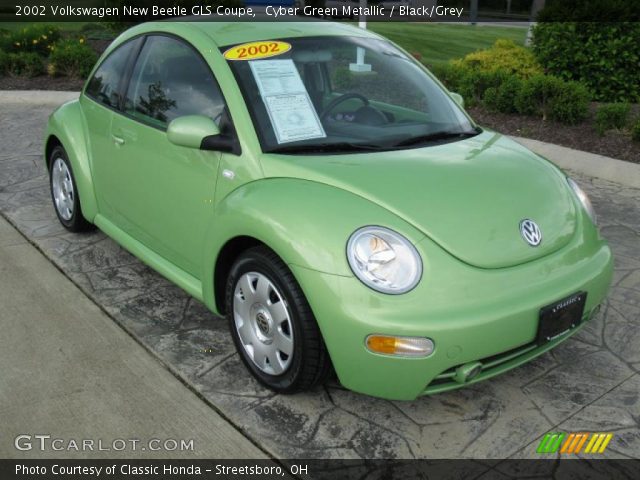 2002 Volkswagen New Beetle GLS Coupe in Cyber Green Metallic