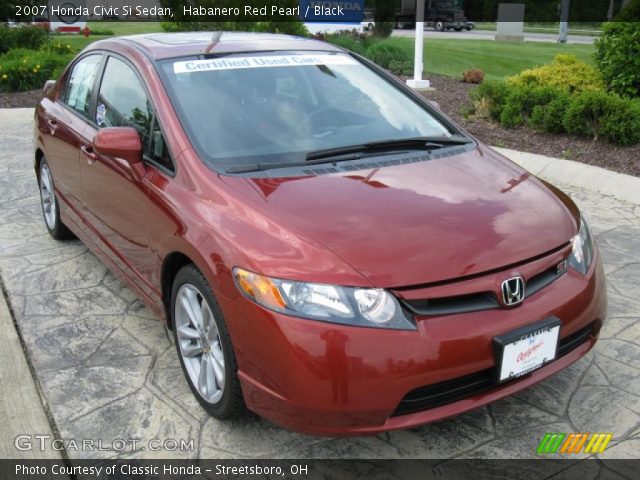 2007 Honda Civic Si Sedan in Habanero Red Pearl