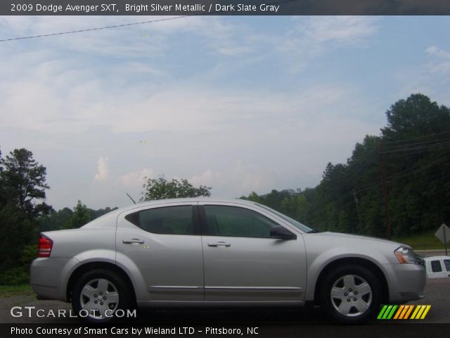 2009 Dodge Avenger SXT in Bright Silver Metallic