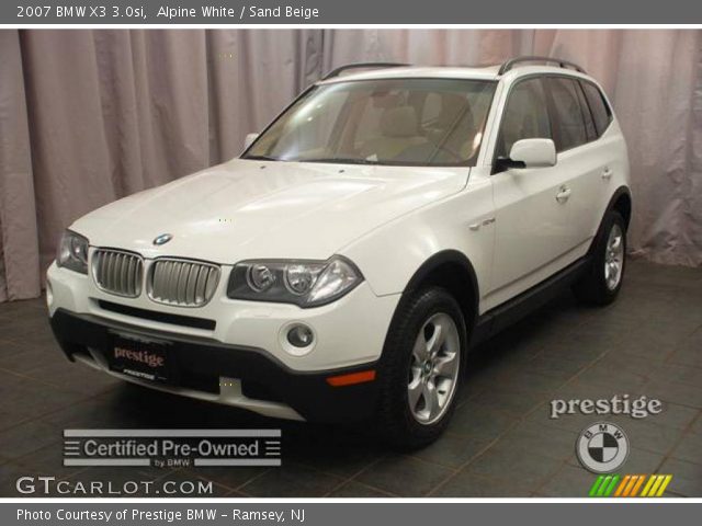 2007 BMW X3 3.0si in Alpine White