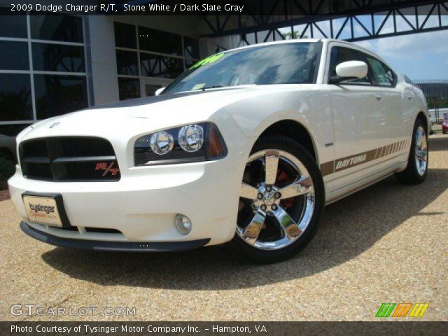 2009 Dodge Charger R/T in Stone White