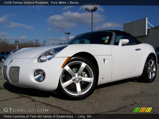 2008 Pontiac Solstice Roadster in Pure White