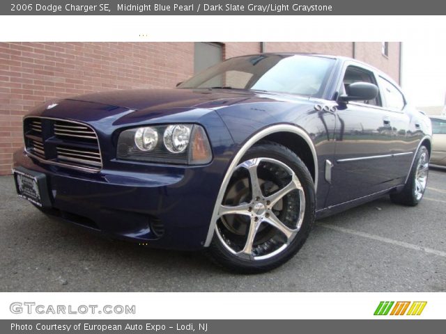 2006 Dodge Charger SE in Midnight Blue Pearl
