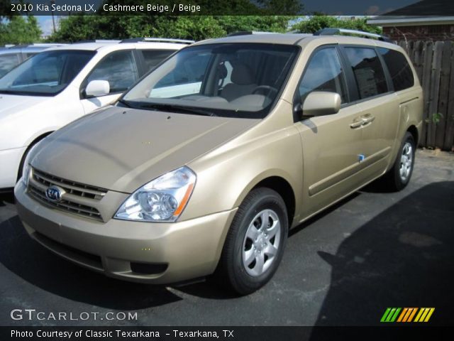 2010 Kia Sedona LX in Cashmere Beige