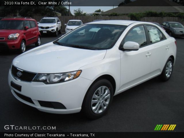 2010 Kia Forte EX in Clear White