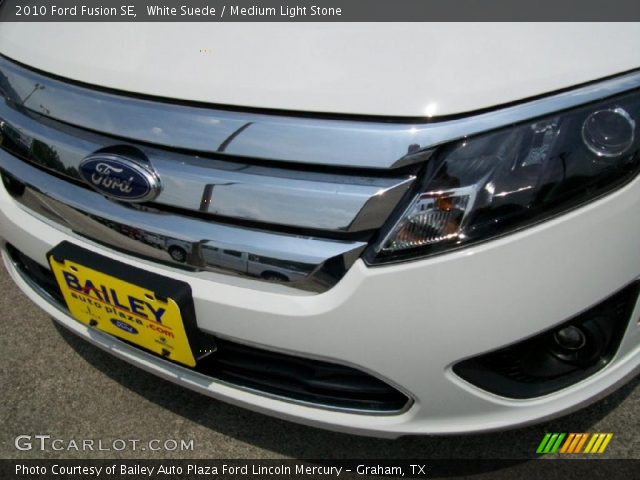2010 Ford Fusion SE in White Suede