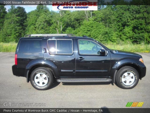 2006 Nissan Pathfinder SE 4x4 in Super Black