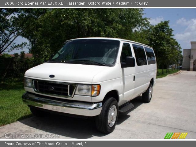 2006 Ford E Series Van E350 XLT Passenger in Oxford White