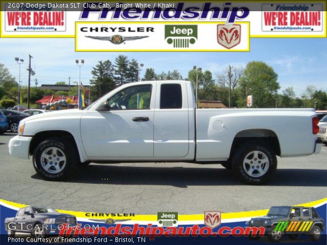 2007 Dodge Dakota SLT Club Cab in Bright White