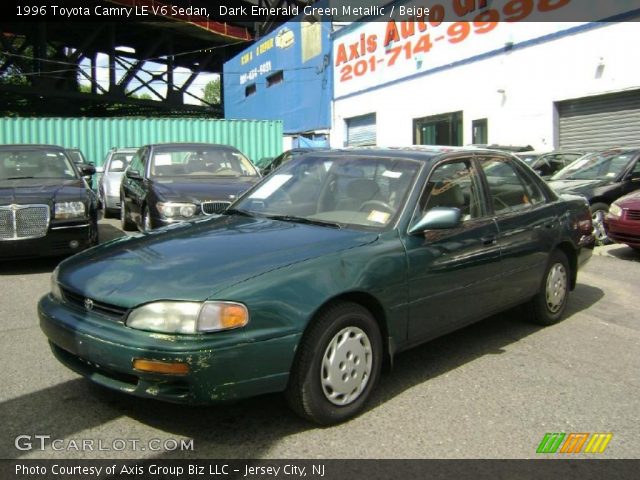1996 Toyota Camry LE V6 Sedan in Dark Emerald Green Metallic