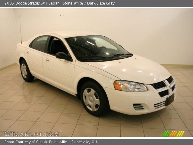 2005 Dodge Stratus SXT Sedan in Stone White