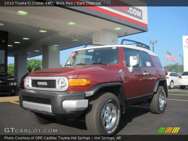 2010 Toyota FJ Cruiser 4WD in Brick Red