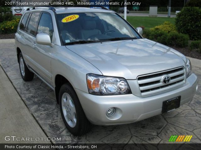 2007 Toyota Highlander Limited 4WD in Millenium Silver Metallic