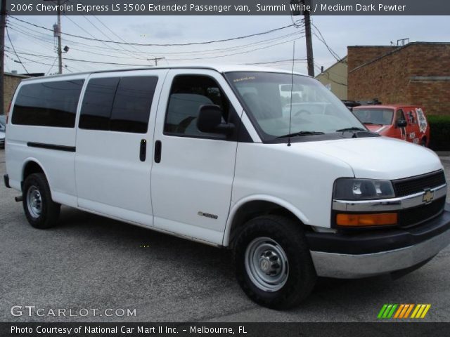 2006 Chevrolet Express LS 3500 Extended Passenger van in Summit White