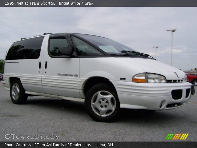 1995 Pontiac Trans Sport SE in Bright White