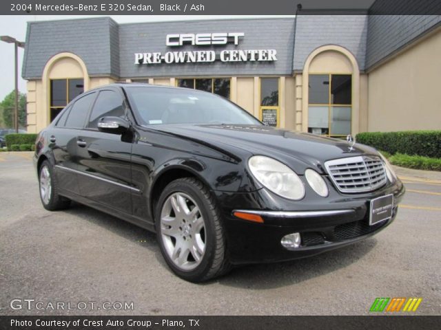 2004 Mercedes-Benz E 320 Sedan in Black