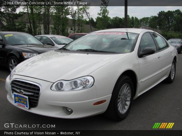 2004 Chrysler Concorde LXi in Stone White