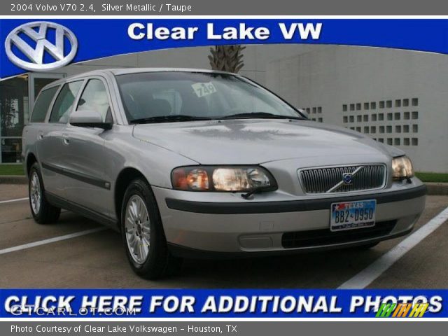 2004 Volvo V70 2.4 in Silver Metallic