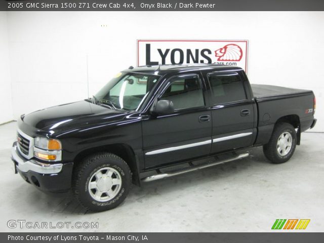 2005 GMC Sierra 1500 Z71 Crew Cab 4x4 in Onyx Black