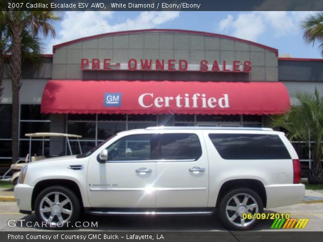 2007 Cadillac Escalade ESV AWD in White Diamond