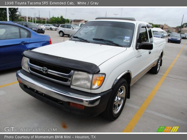 1998 Toyota Tacoma SR5 Extended Cab in White