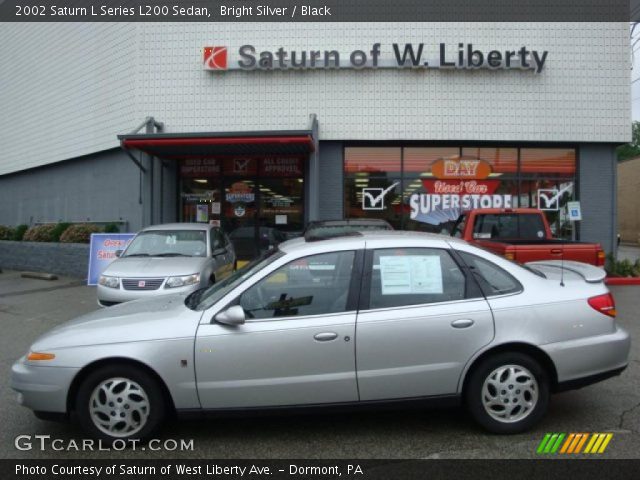 2002 Saturn L Series L200 Sedan in Bright Silver
