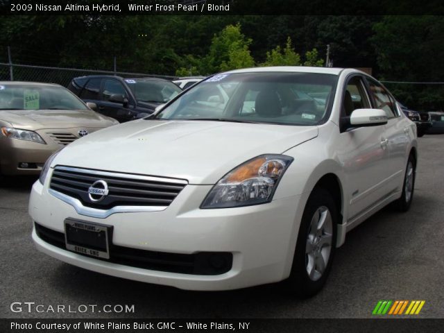 2009 Nissan Altima Hybrid in Winter Frost Pearl