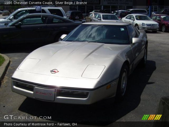 1986 Chevrolet Corvette Coupe in Silver Beige