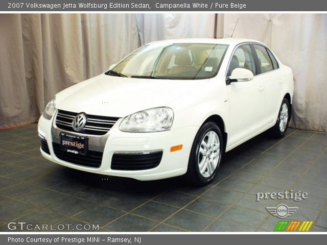 2007 Volkswagen Jetta Wolfsburg Edition Sedan in Campanella White