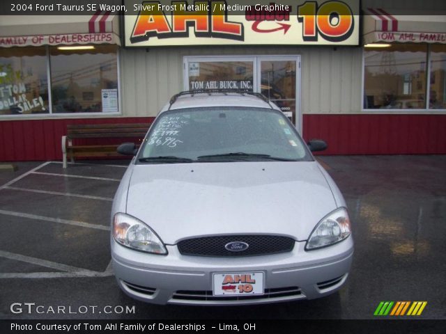 2004 Ford Taurus SE Wagon in Silver Frost Metallic