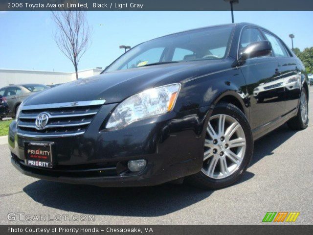 2006 Toyota Avalon Limited in Black