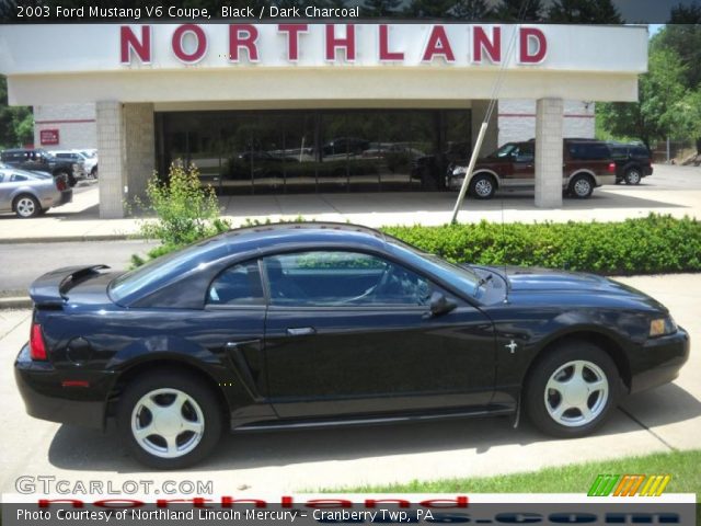 2003 Ford Mustang V6 Coupe in Black