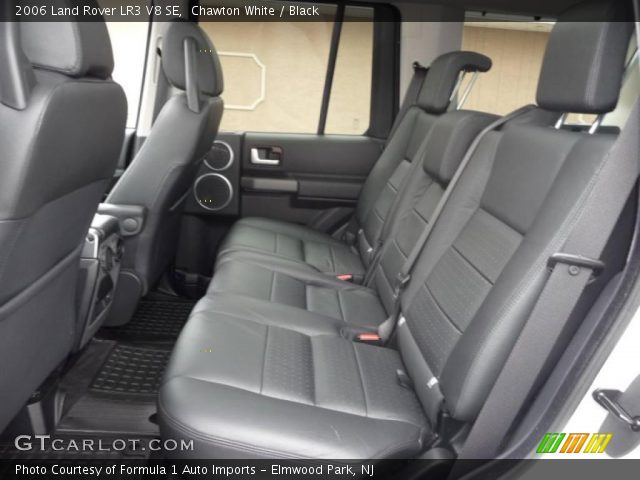 2006 Land Rover LR3 V8 SE in Chawton White