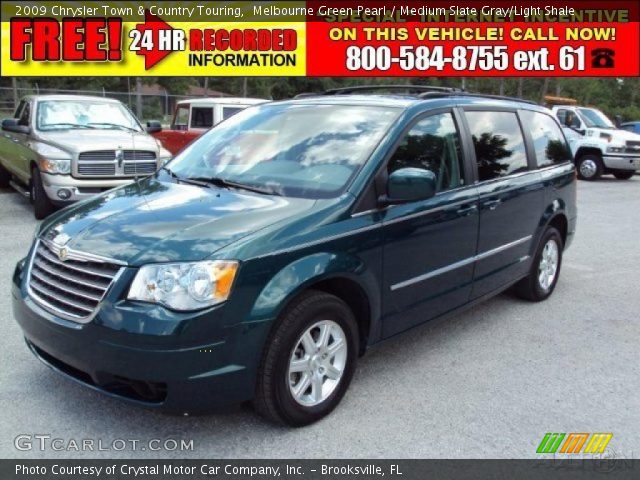 2009 Chrysler Town & Country Touring in Melbourne Green Pearl