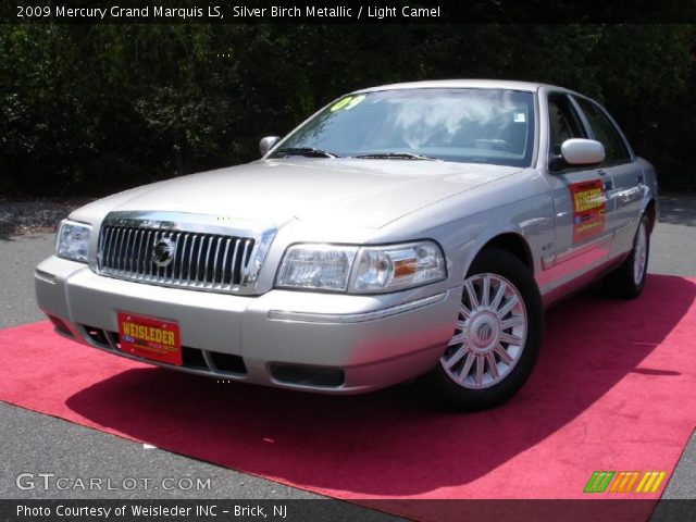 2009 Mercury Grand Marquis LS in Silver Birch Metallic