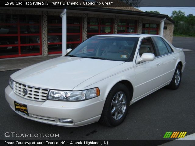 1998 Cadillac Seville STS in White Diamond