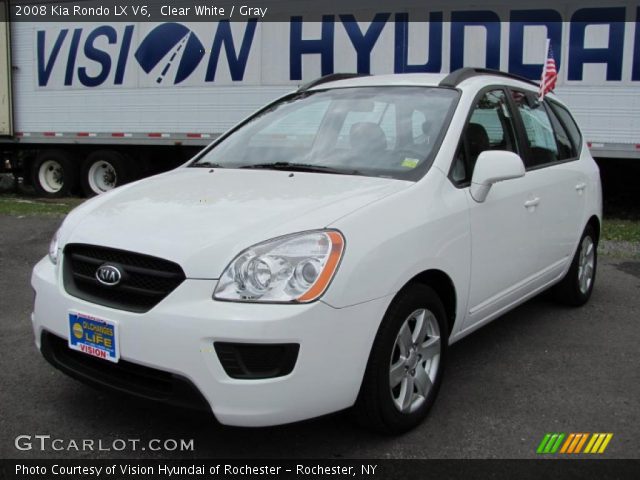 2008 Kia Rondo LX V6 in Clear White