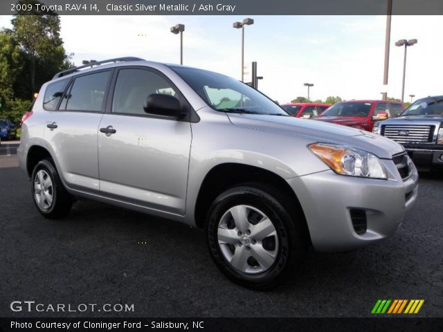 2009 Toyota RAV4 I4 in Classic Silver Metallic