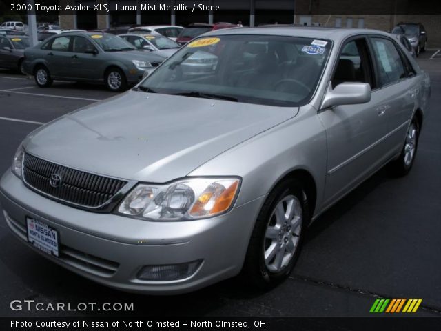 2000 Toyota Avalon XLS in Lunar Mist Metallic