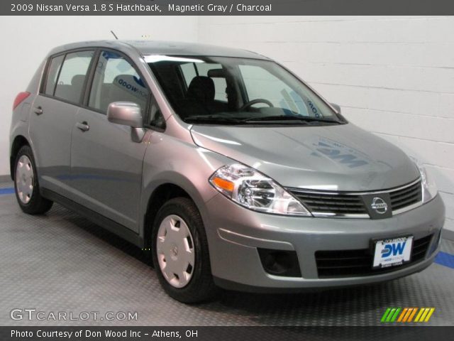 2009 Nissan Versa 1.8 S Hatchback in Magnetic Gray