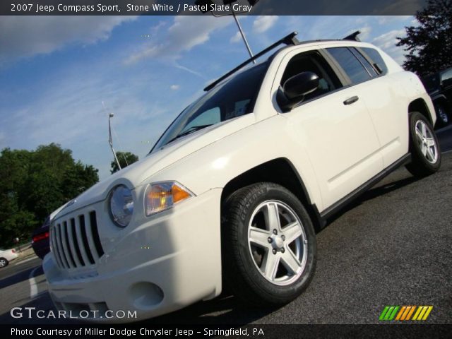 2007 Jeep Compass Sport in Stone White