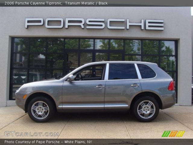 2006 Porsche Cayenne Tiptronic in Titanium Metallic