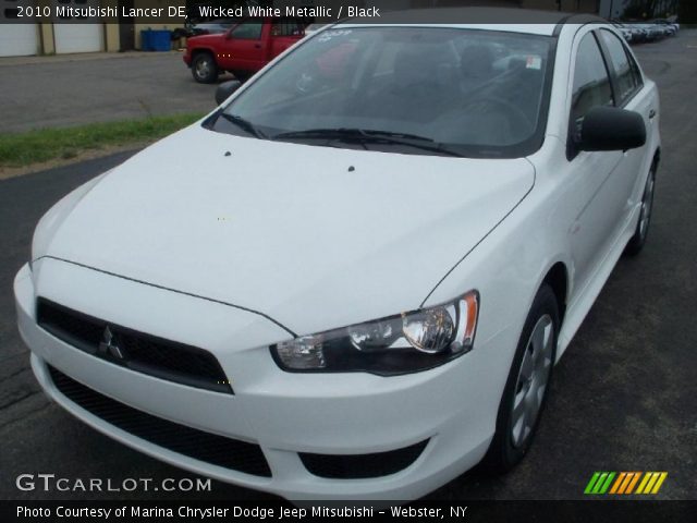 2010 Mitsubishi Lancer DE in Wicked White Metallic