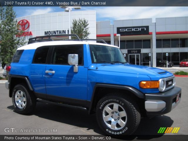 2007 Toyota FJ Cruiser 4WD in Voodoo Blue