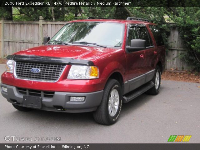 2006 Ford Expedition XLT 4x4 in Redfire Metallic