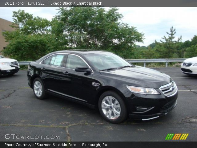 2011 Ford Taurus SEL in Tuxedo Black
